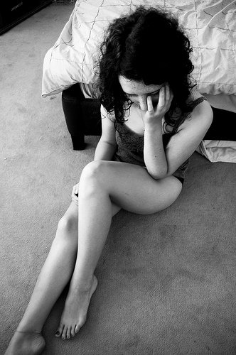 bántalmazó kapcsolat